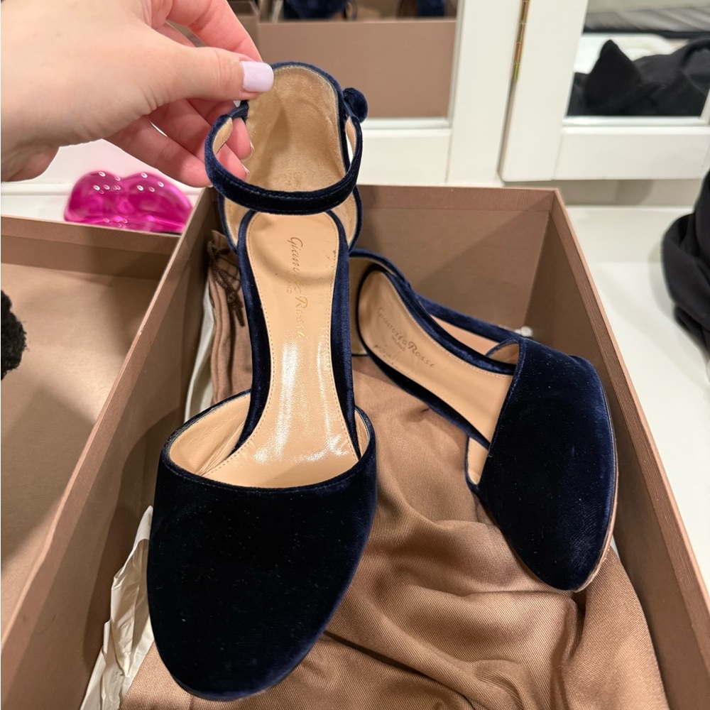 Elegant Navy Velvet Women's Shoes